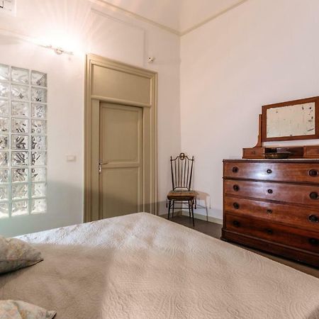 Case Barbera Via Parlamento Palermo Kültér fotó